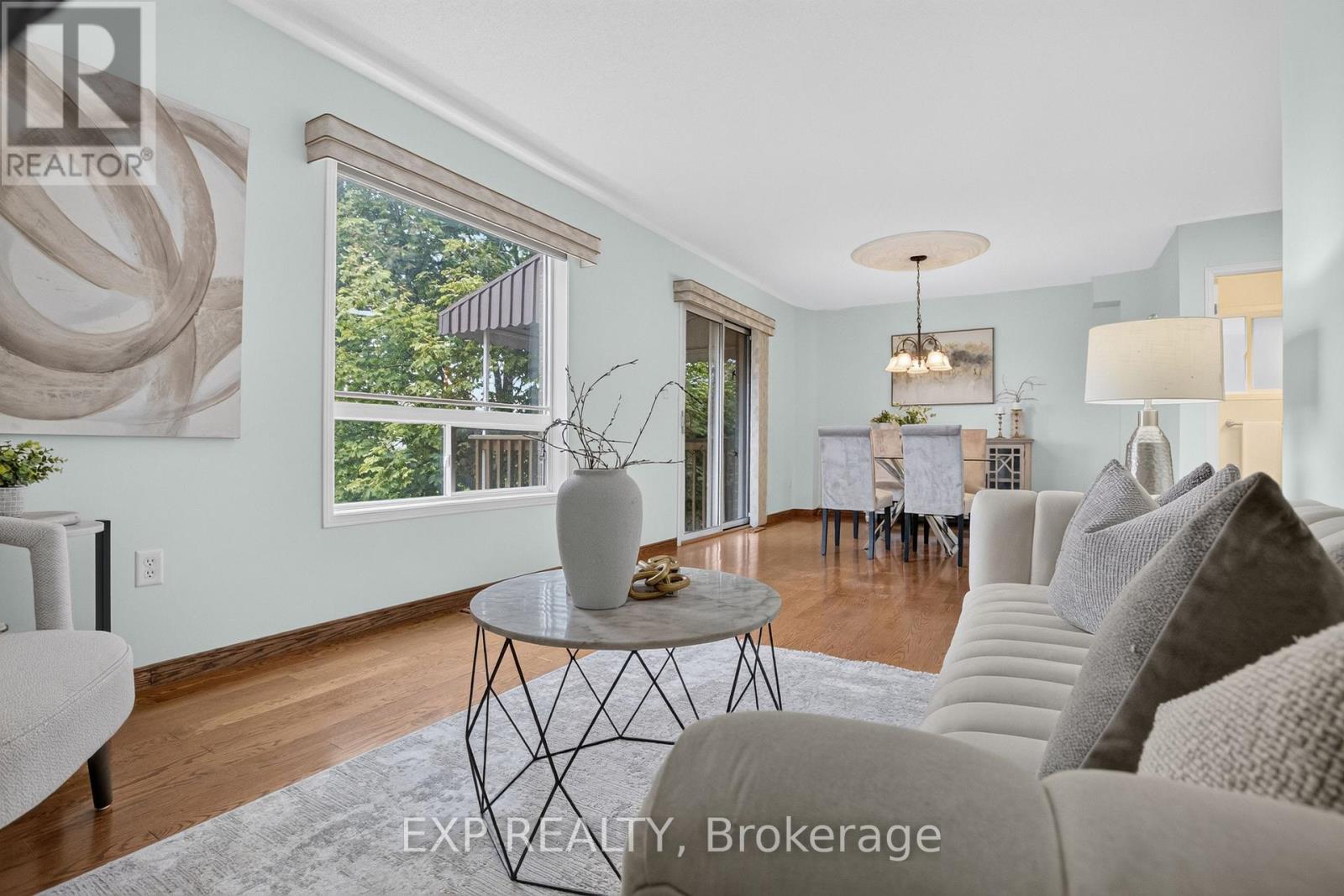127 Knapton Drive, Newmarket, Ontario  L3X 3B3 - Photo 11 - N13795080