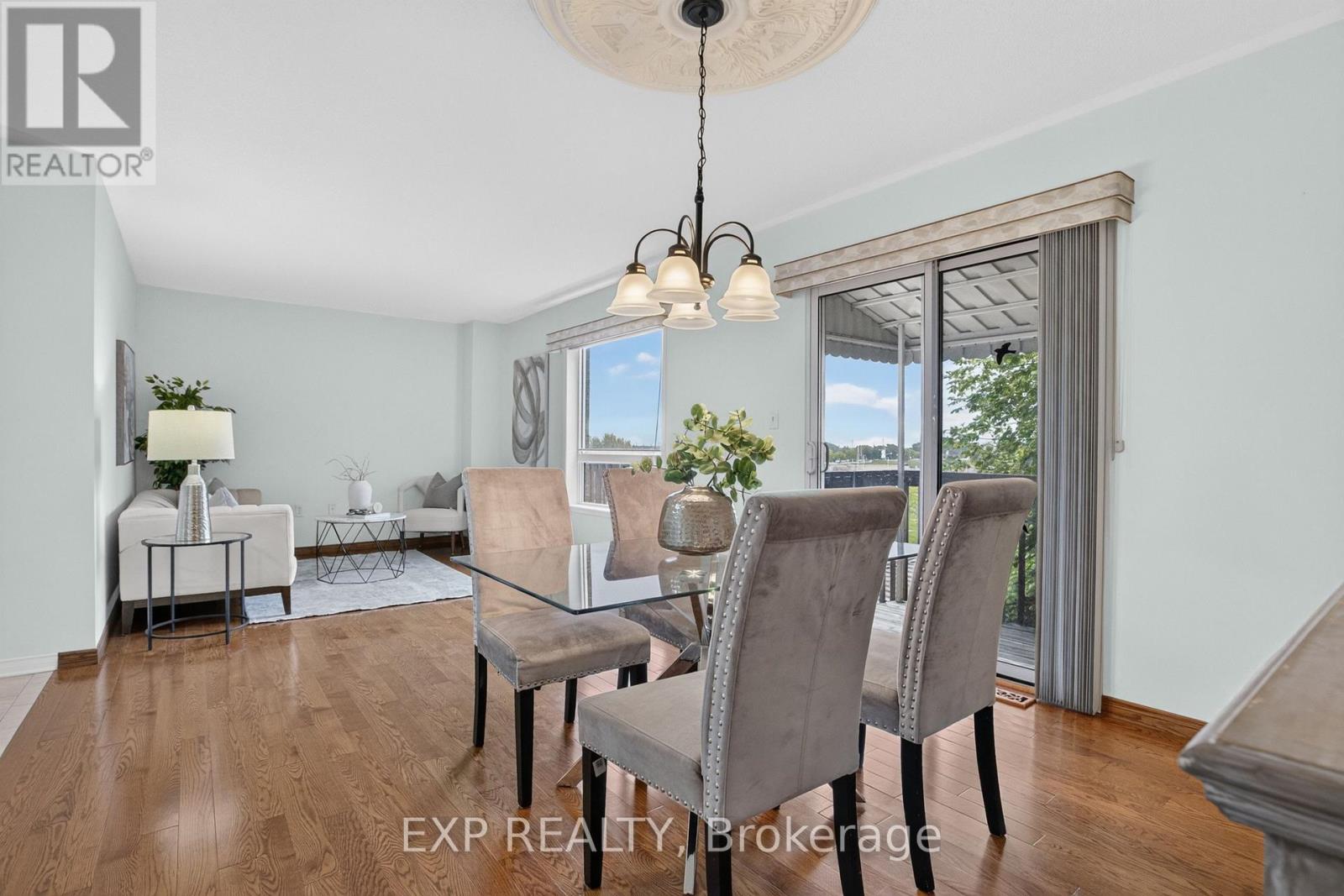 127 Knapton Drive, Newmarket, Ontario  L3X 3B3 - Photo 12 - N13795080