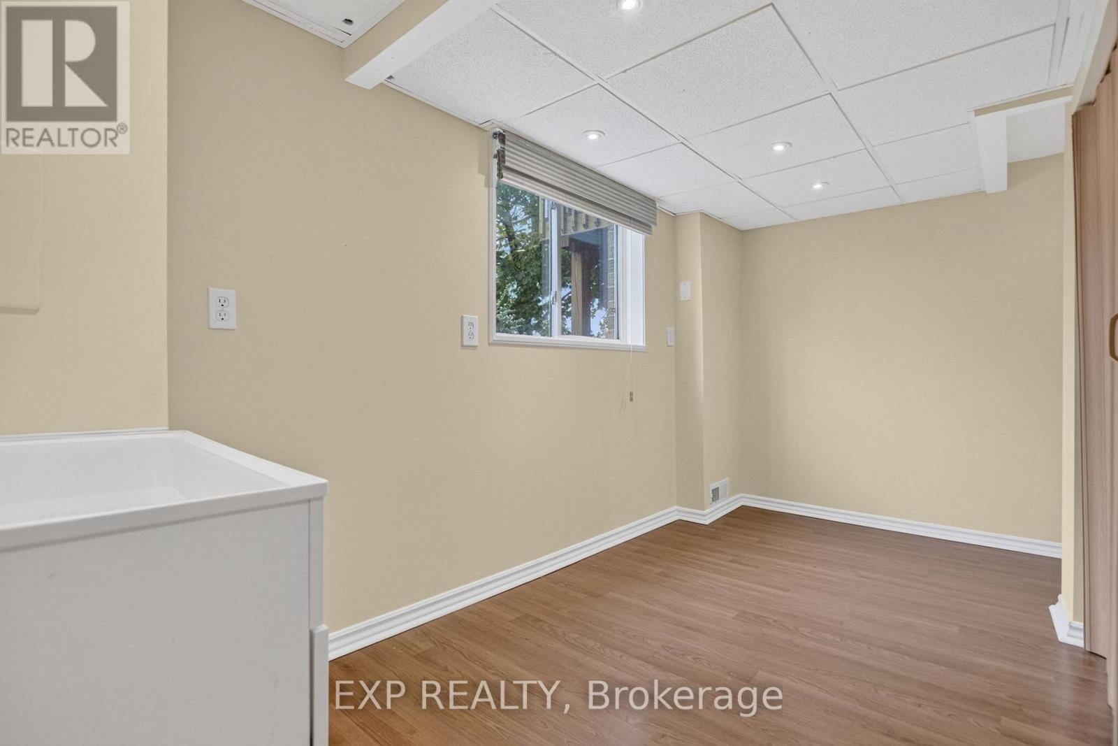 127 Knapton Drive, Newmarket, Ontario  L3X 3B3 - Photo 39 - N13795080