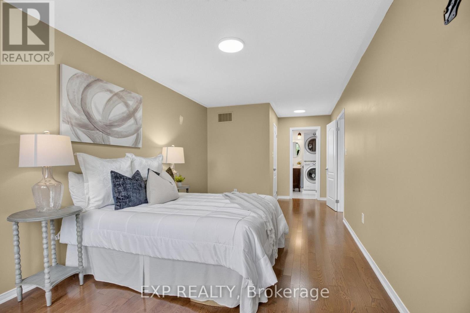 127 Knapton Drive, Newmarket, Ontario  L3X 3B3 - Photo 24 - N13795080
