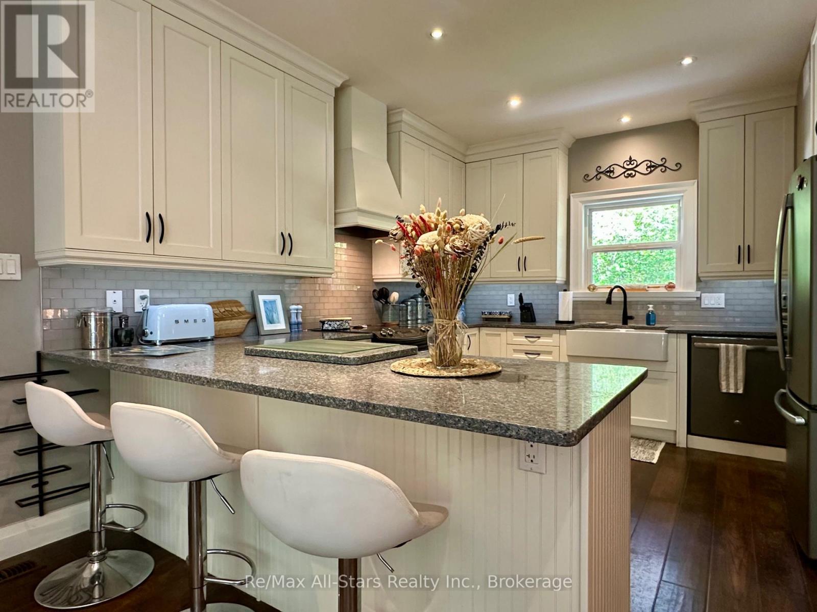 316 1/2 Riverside Drive, Kawartha Lakes (Bobcaygeon), Ontario  K0M 1A0 - Photo 6 - X13796236