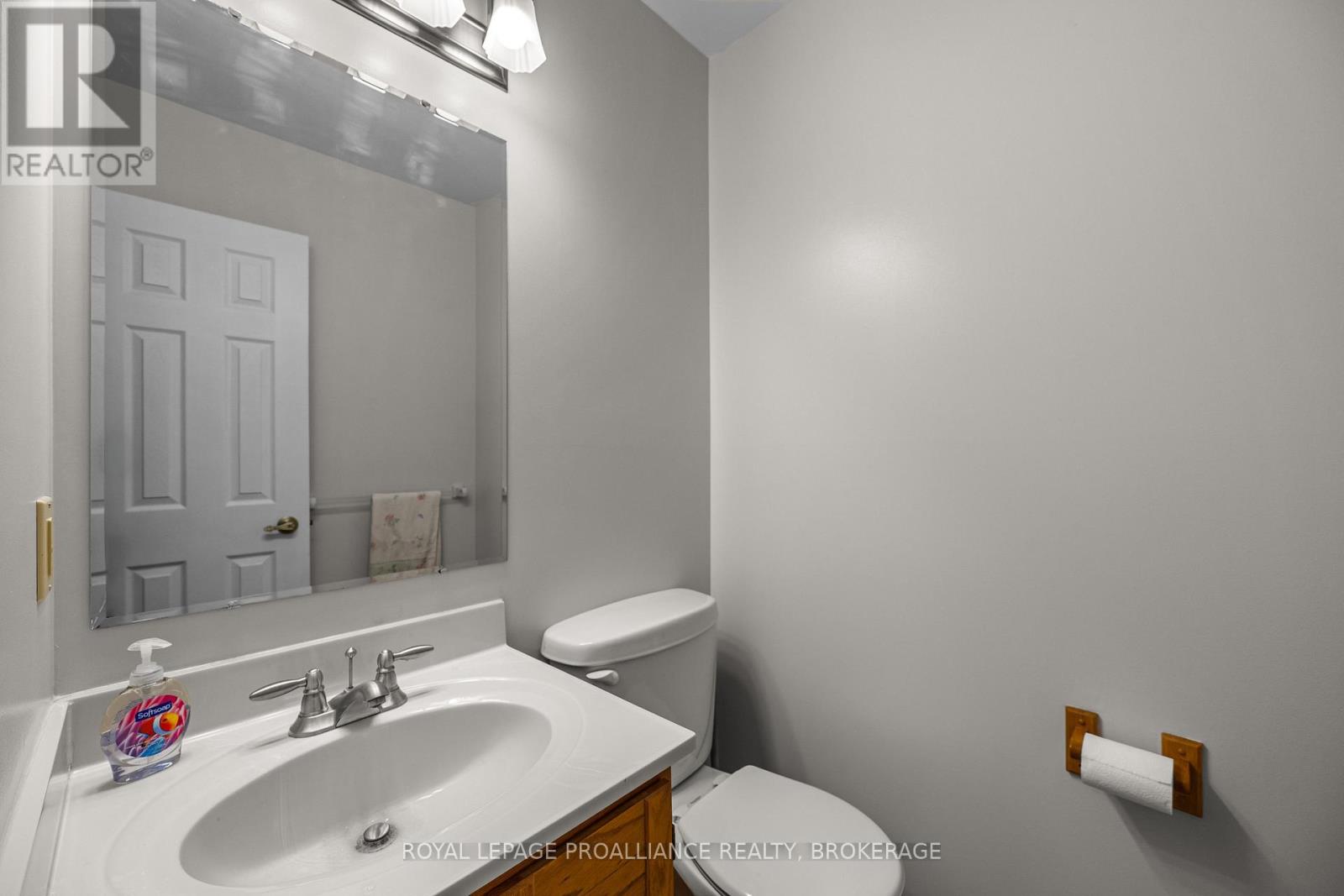 981 Edinborough Crescent, Kingston, Ontario  K7P 2C8 - Photo 7 - X13796224