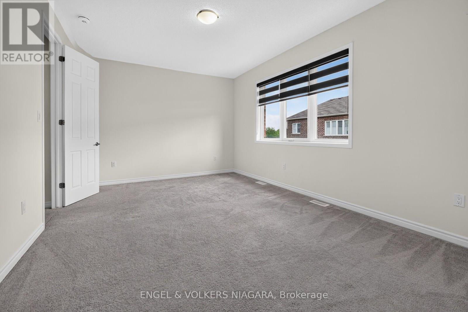 1221 Rose Way S, Milton, Ontario  L9E 1L9 - Photo 17 - W13715618