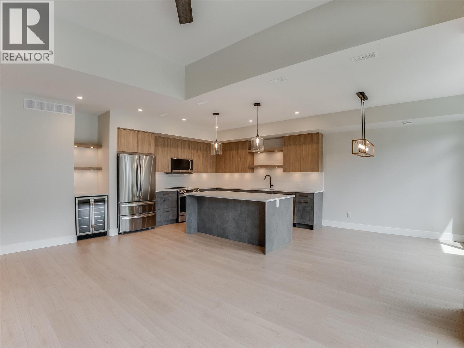 910 Lakeside Drive Unit# 403, Nelson, British Columbia  V1L 6G3 - Photo 6 - 10387315