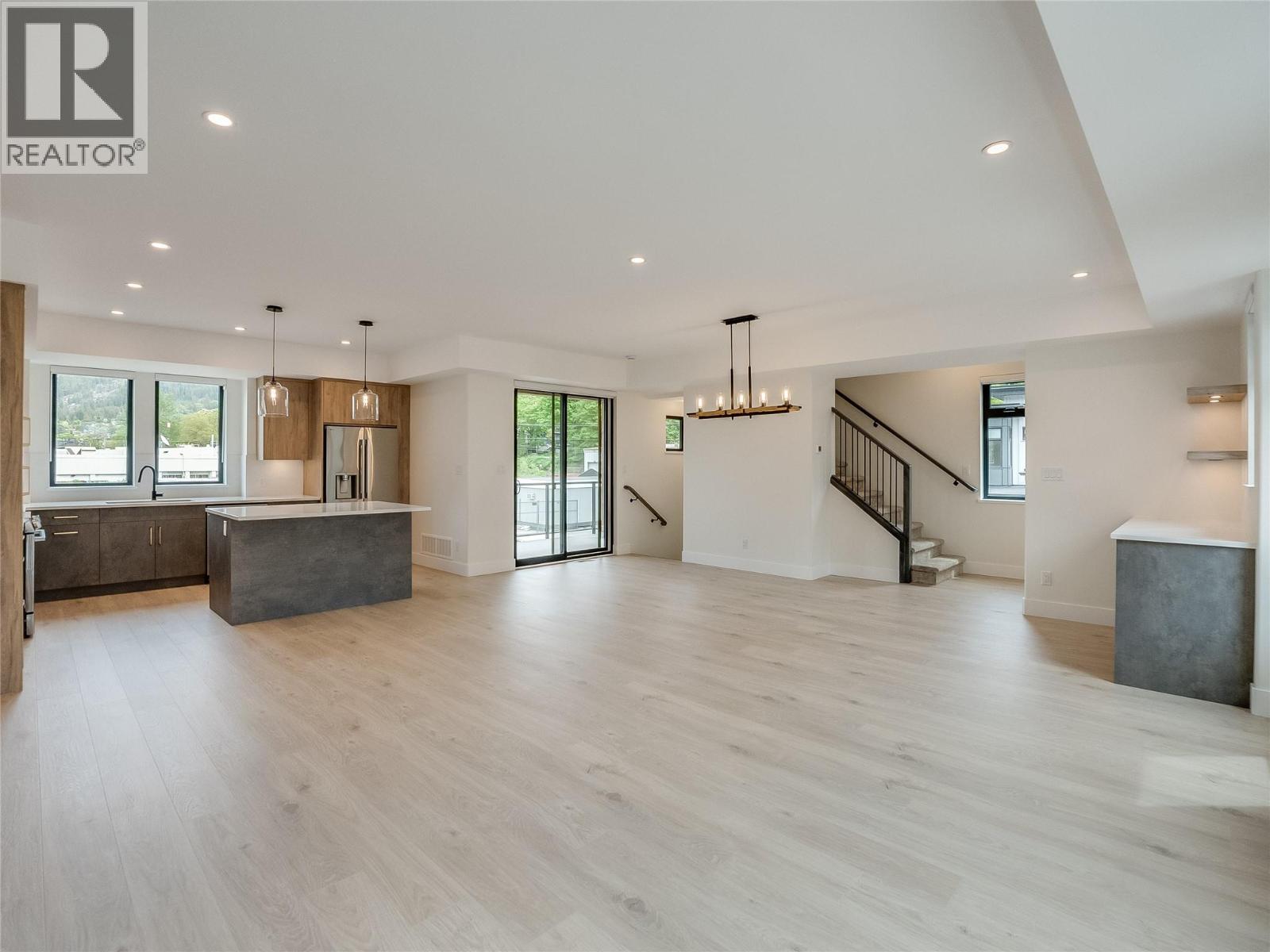 910 Lakeside Drive Unit# 208, Nelson, British Columbia  V1L 6G3 - Photo 11 - 10387316