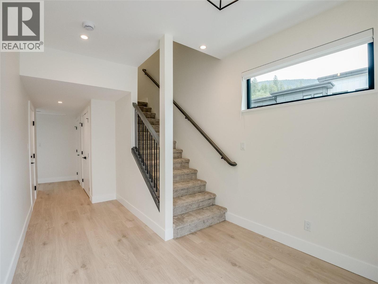 910 Lakeside Drive Unit# 208, Nelson, British Columbia  V1L 6G3 - Photo 10 - 10387316