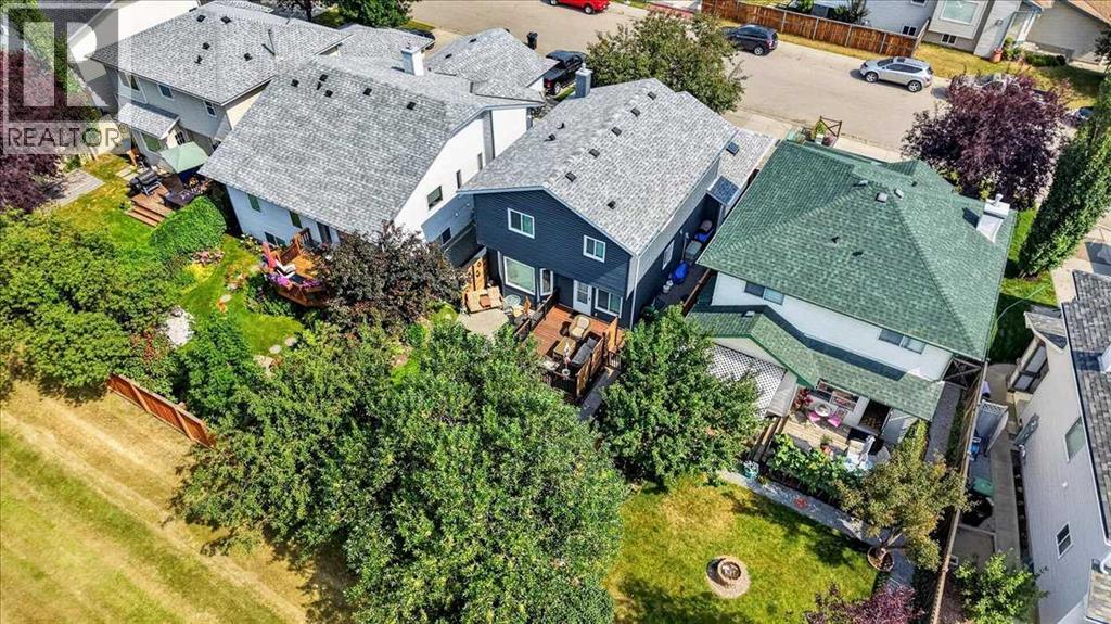 49 Hidden Valley Crescent NW photo 36