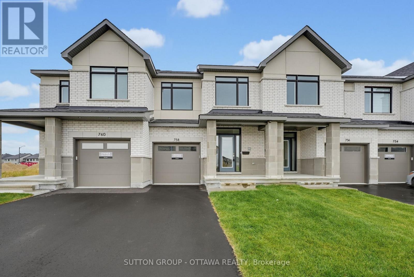 758 HORNED OWL AVENUE, Ottawa, Ontario