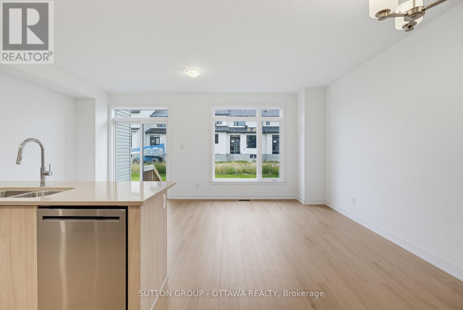 758 Horned Owl Avenue, Ottawa, Ontario  K4M 0S2 - Photo 5 - X13794678