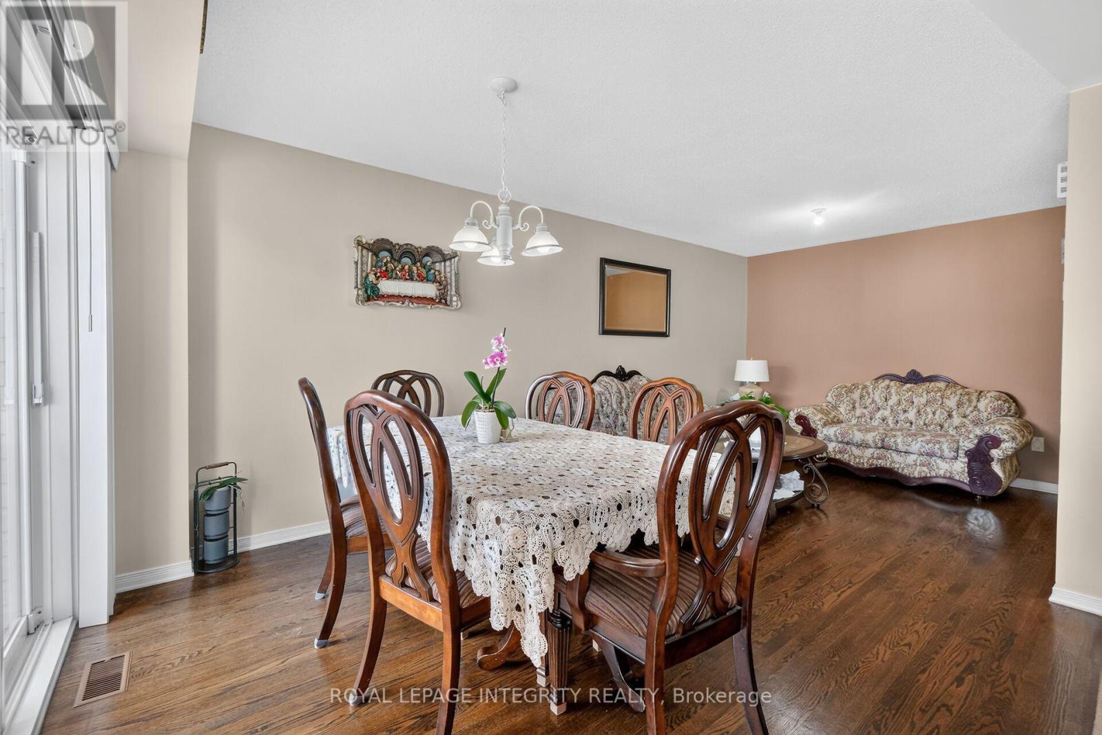 343 Rolling Meadow Crescent, Ottawa, Ontario  K1W 0A7 - Photo 13 - X13796166