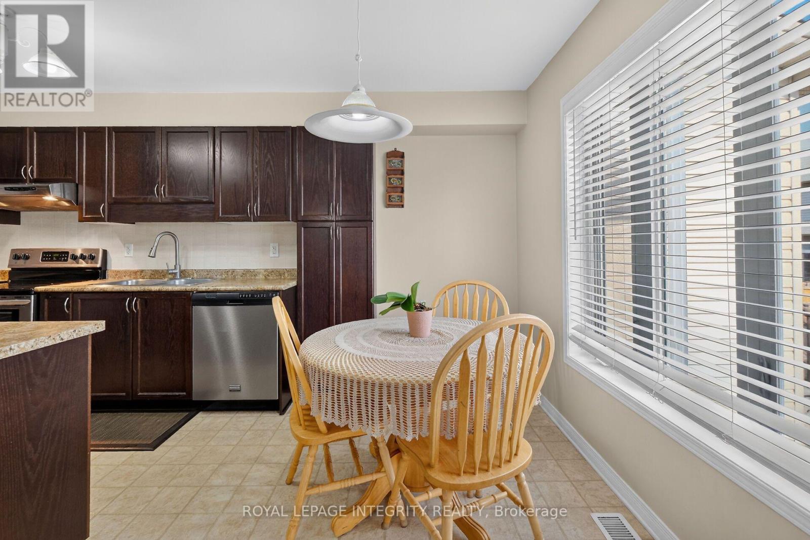 343 Rolling Meadow Crescent, Ottawa, Ontario  K1W 0A7 - Photo 15 - X13796166
