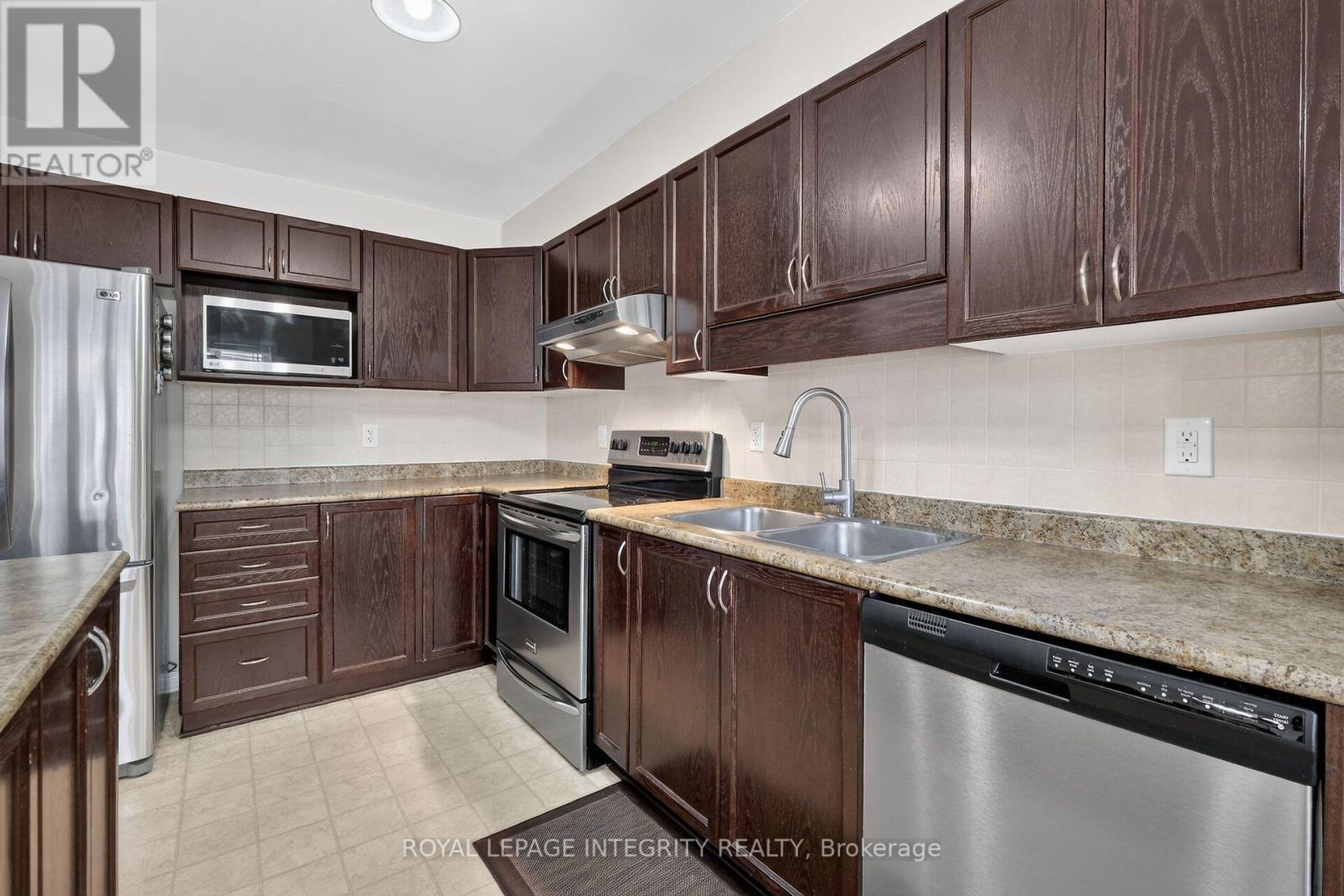 343 Rolling Meadow Crescent, Ottawa, Ontario  K1W 0A7 - Photo 17 - X13796166