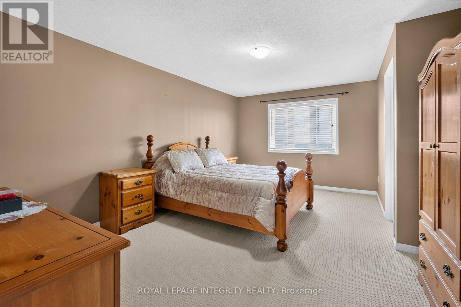 343 Rolling Meadow Crescent, Ottawa, Ontario  K1W 0A7 - Photo 32 - X13796166