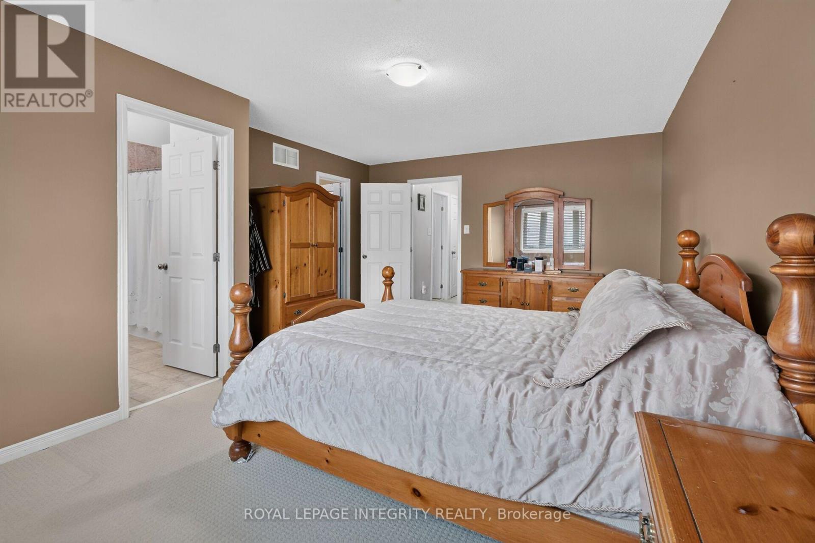 343 Rolling Meadow Crescent, Ottawa, Ontario  K1W 0A7 - Photo 35 - X13796166