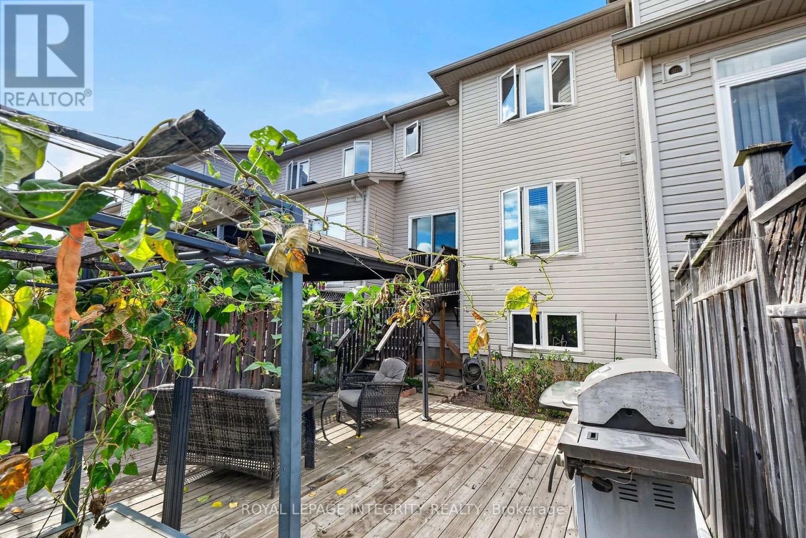343 Rolling Meadow Crescent, Ottawa, Ontario  K1W 0A7 - Photo 46 - X13796166