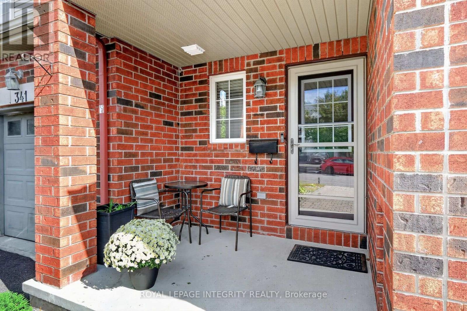 343 Rolling Meadow Crescent, Ottawa, Ontario  K1W 0A7 - Photo 5 - X13796166