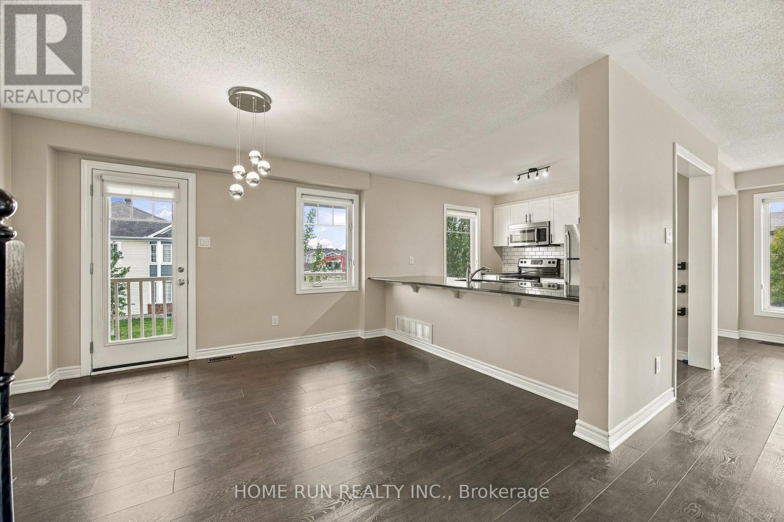 822 Maloja Way, Ottawa, Ontario  K2S 0P1 - Photo 11 - X13796202