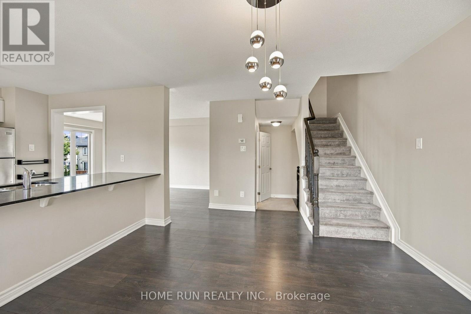 822 Maloja Way, Ottawa, Ontario  K2S 0P1 - Photo 12 - X13796202