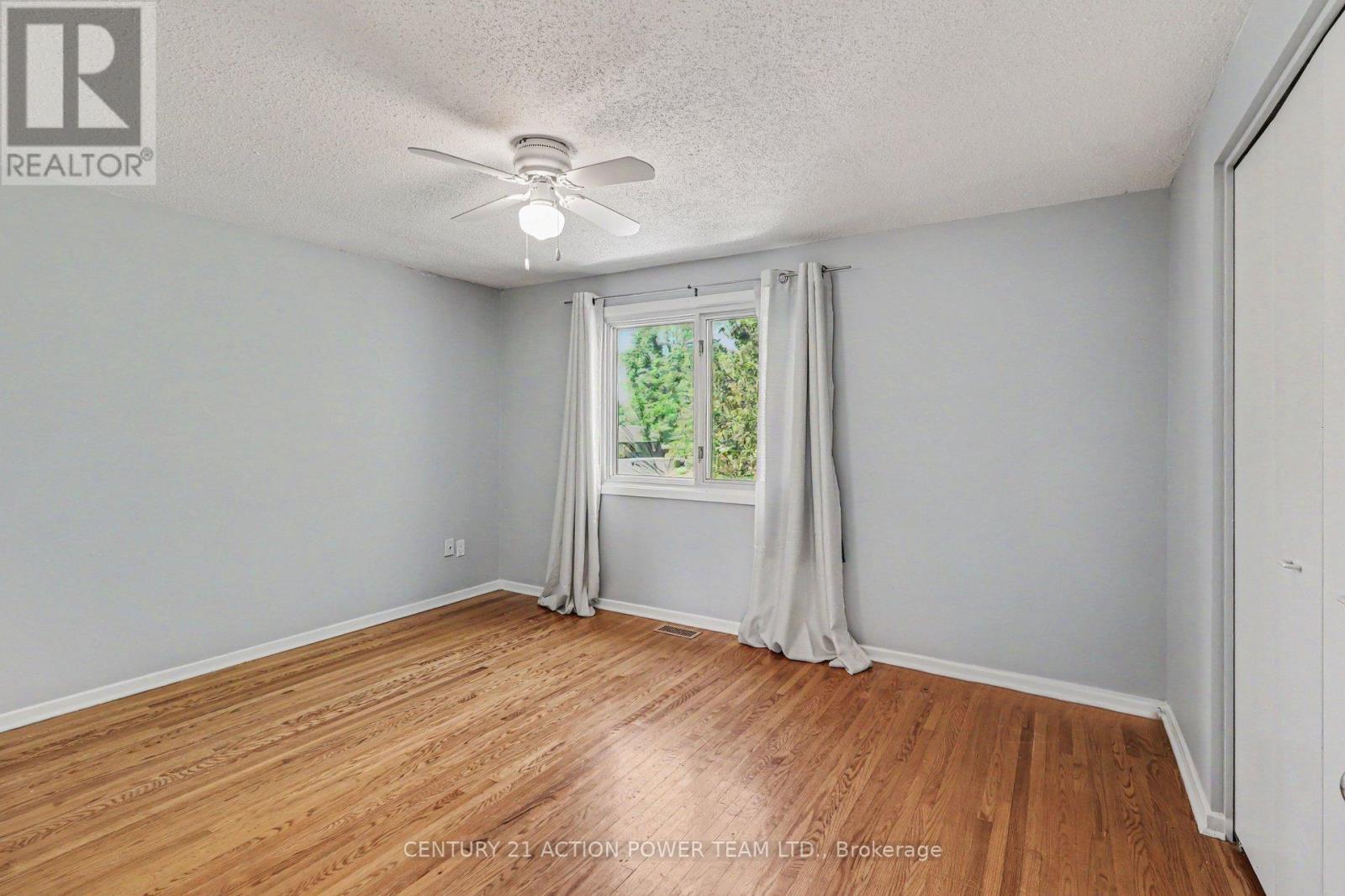 303 Hoylake Crescent, Ottawa, Ontario K1E 1M1 - Photo 20 - X13796220