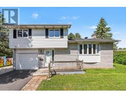 303 HOYLAKE CRESCENT, Ottawa, Ontario