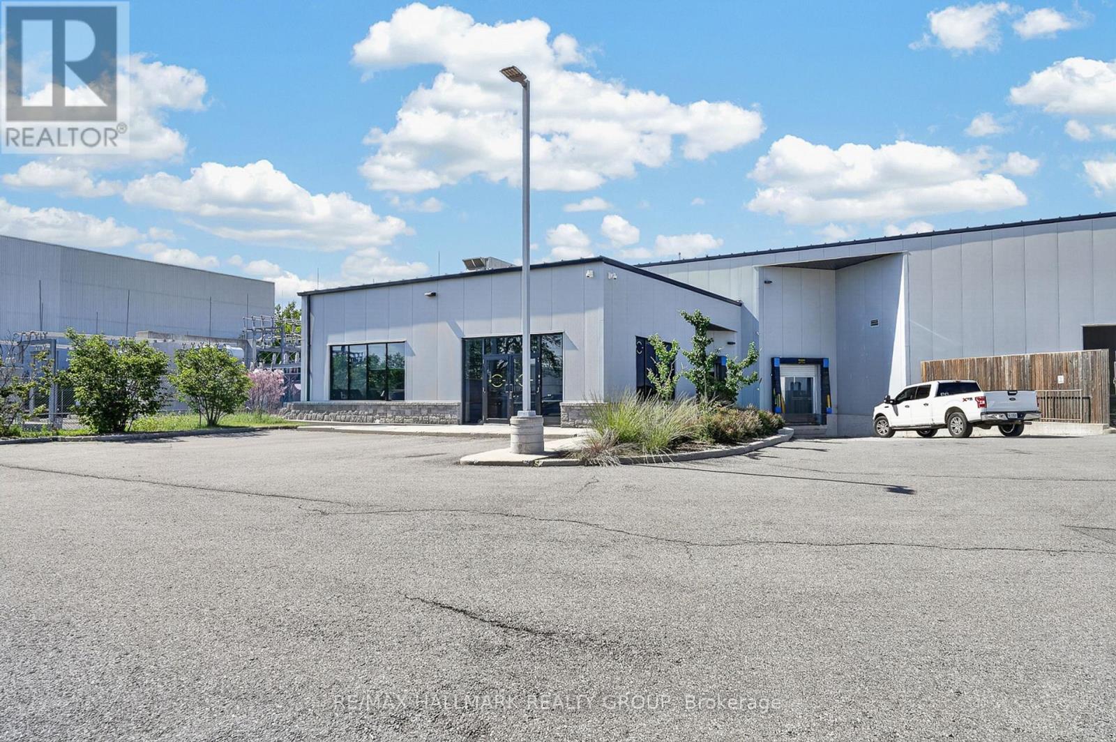 B - 1240 Kenaston Street, Ottawa, Ontario  K1B 0B2 - Photo 3 - X13796226