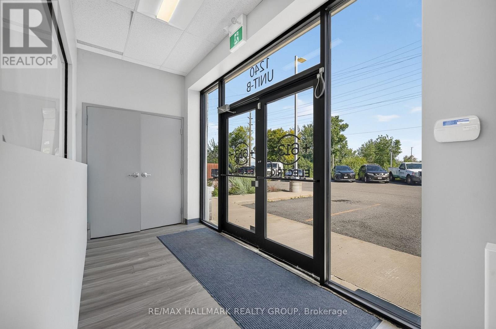 B - 1240 Kenaston Street, Ottawa, Ontario  K1B 0B2 - Photo 4 - X13796226