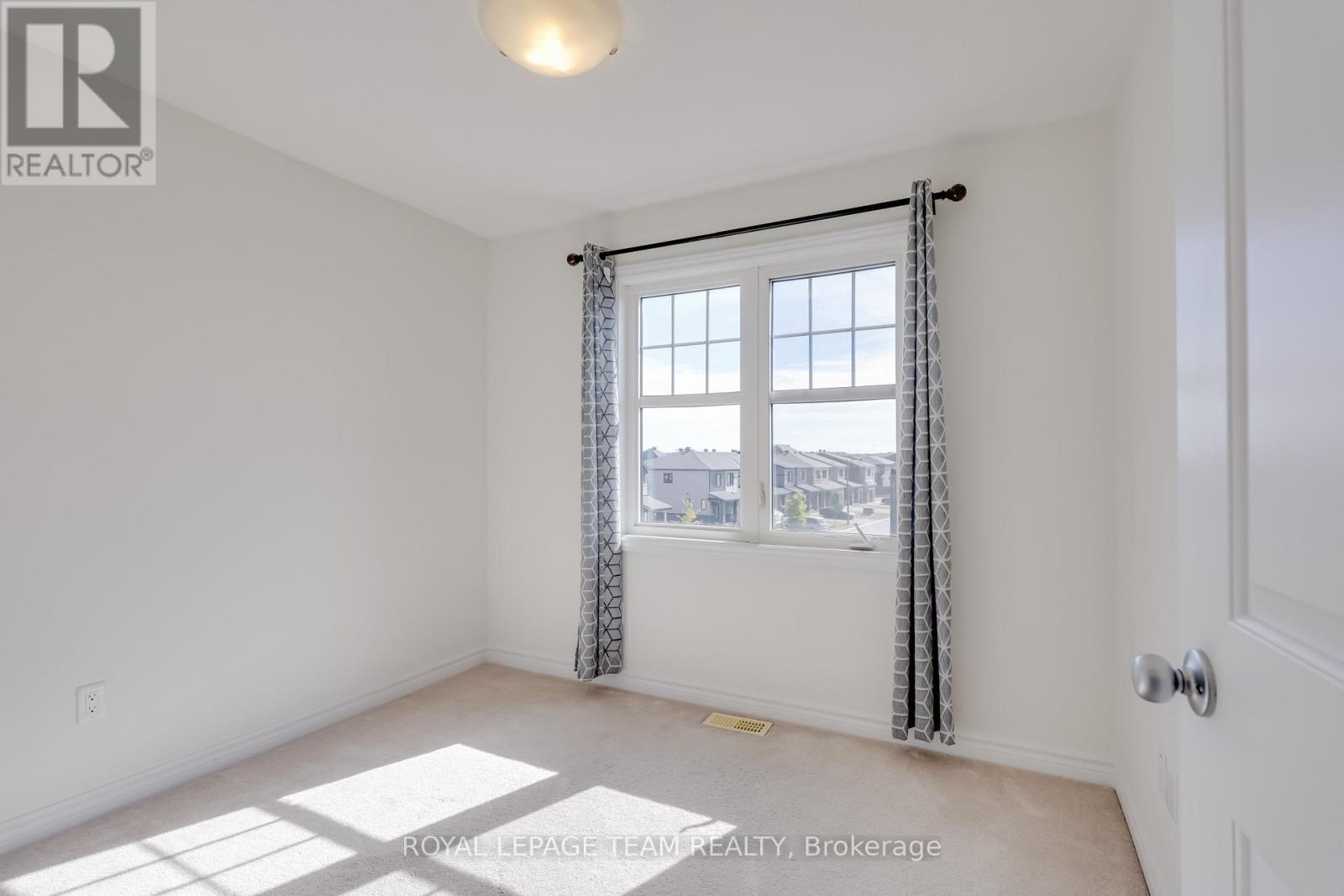 254 Halyard Way, Ottawa, Ontario  K2T 0L3 - Photo 40 - X13796246