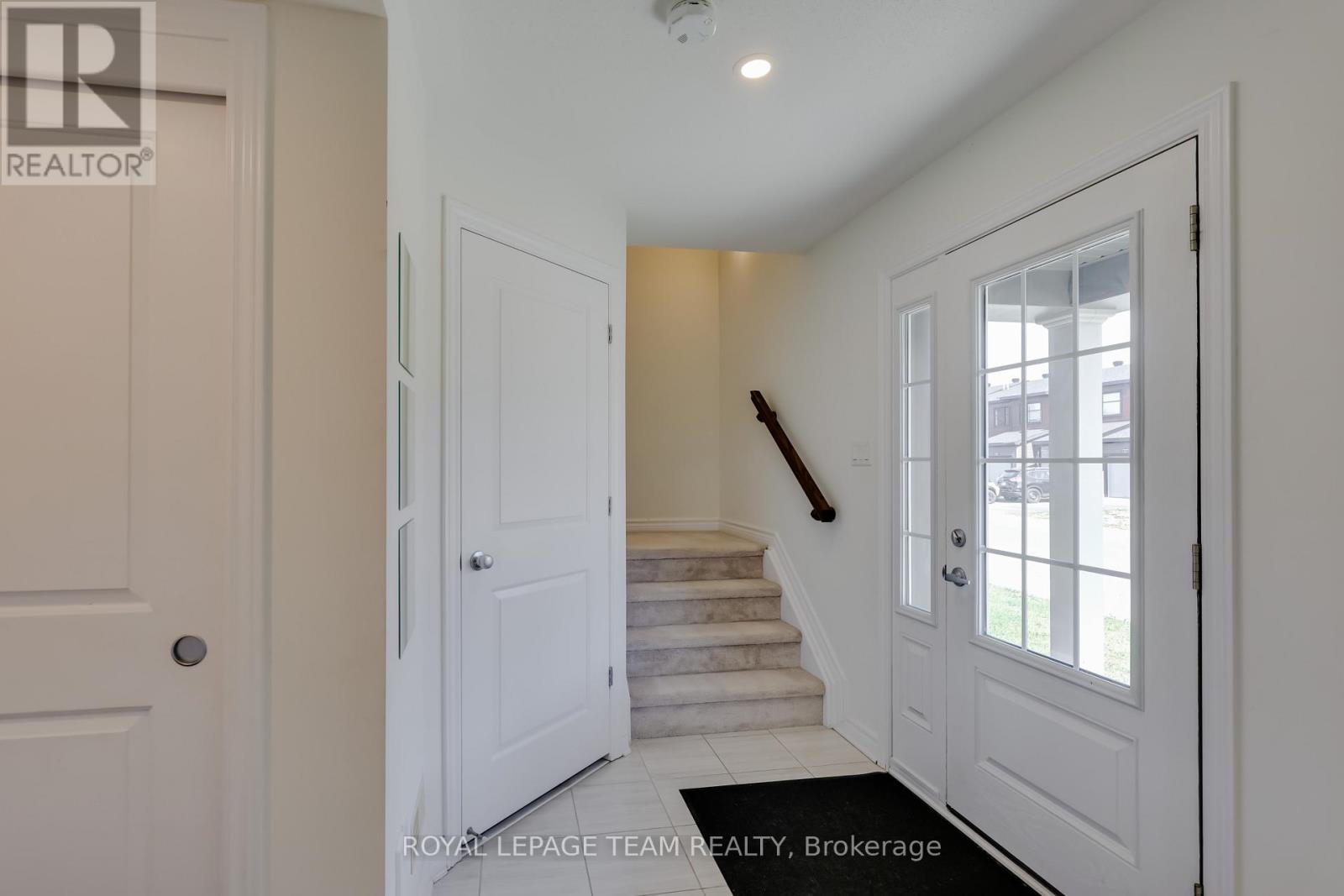 254 Halyard Way, Ottawa, Ontario  K2T 0L3 - Photo 6 - X13796246