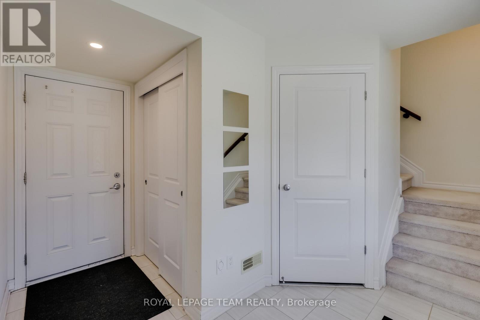 254 Halyard Way, Ottawa, Ontario  K2T 0L3 - Photo 7 - X13796246