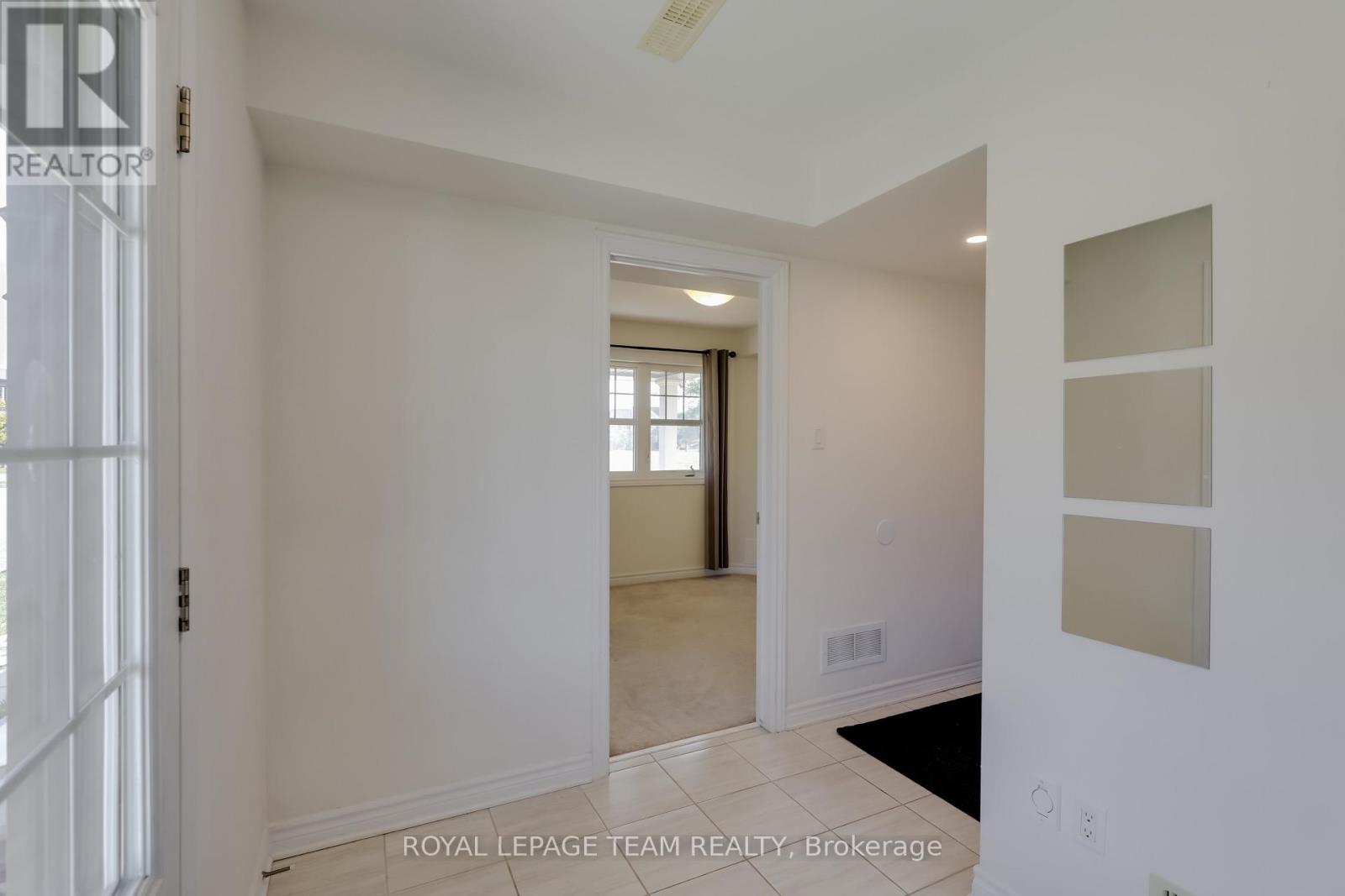 254 Halyard Way, Ottawa, Ontario  K2T 0L3 - Photo 8 - X13796246