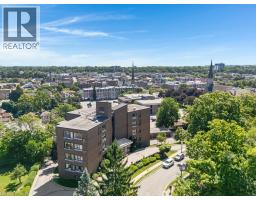 26 WENTWORTH Avenue Unit# 2 S, Cambridge, Ontario