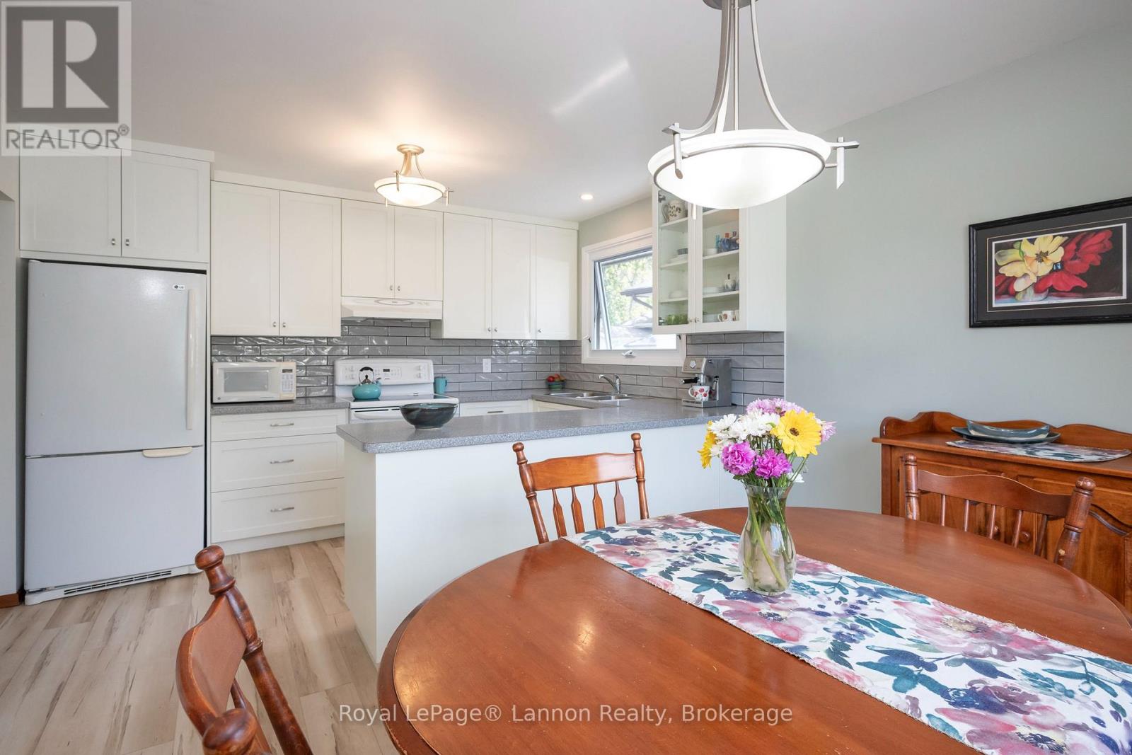 315 Rona Street, Thunder Bay, Ontario  P7A 1R3 - Photo 18 - X13796092