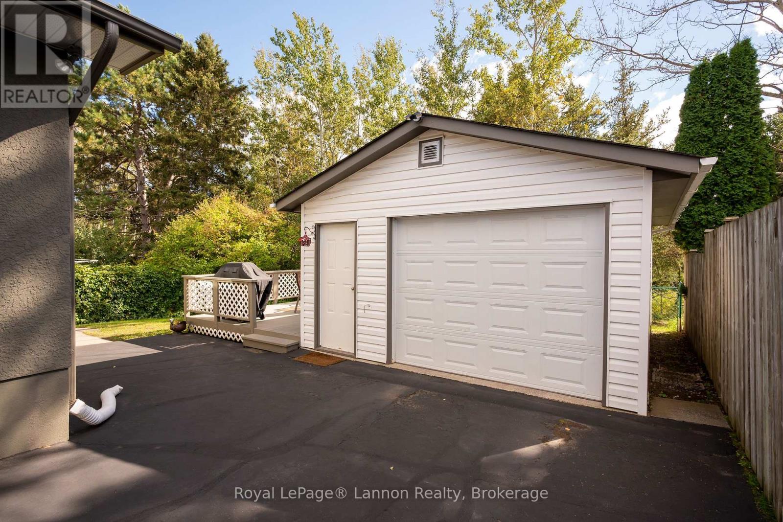 315 Rona Street, Thunder Bay, Ontario  P7A 1R3 - Photo 3 - X13796092