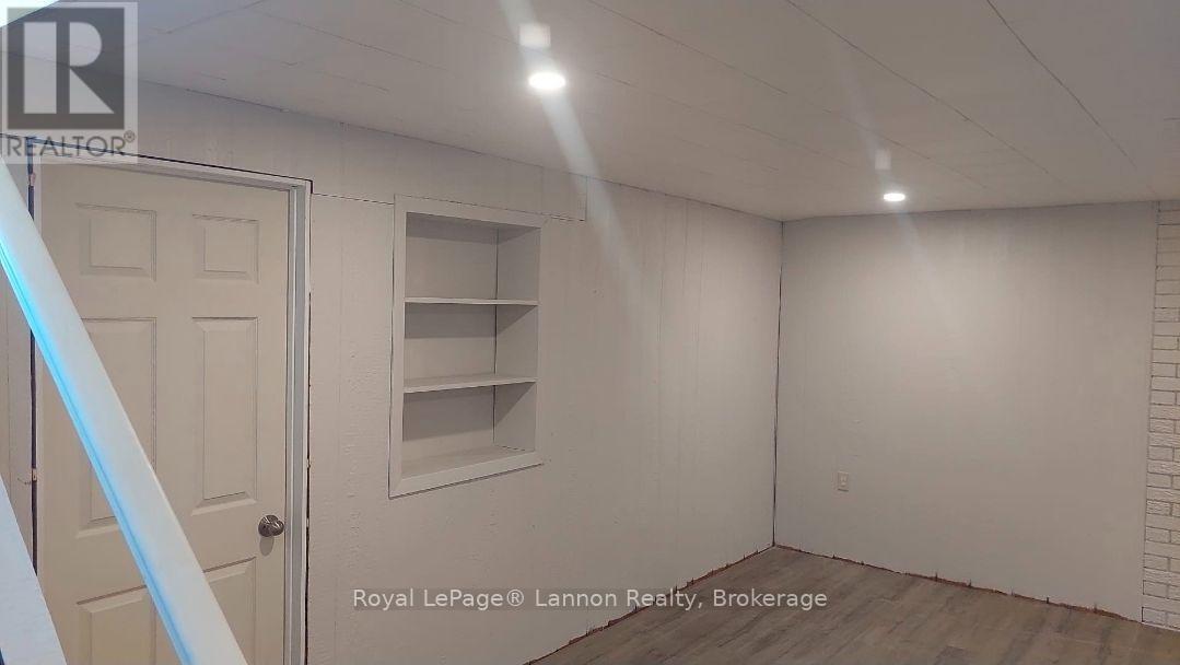 402 James Street N, Thunder Bay, Ontario  P7C 4T2 - Photo 13 - X13796178