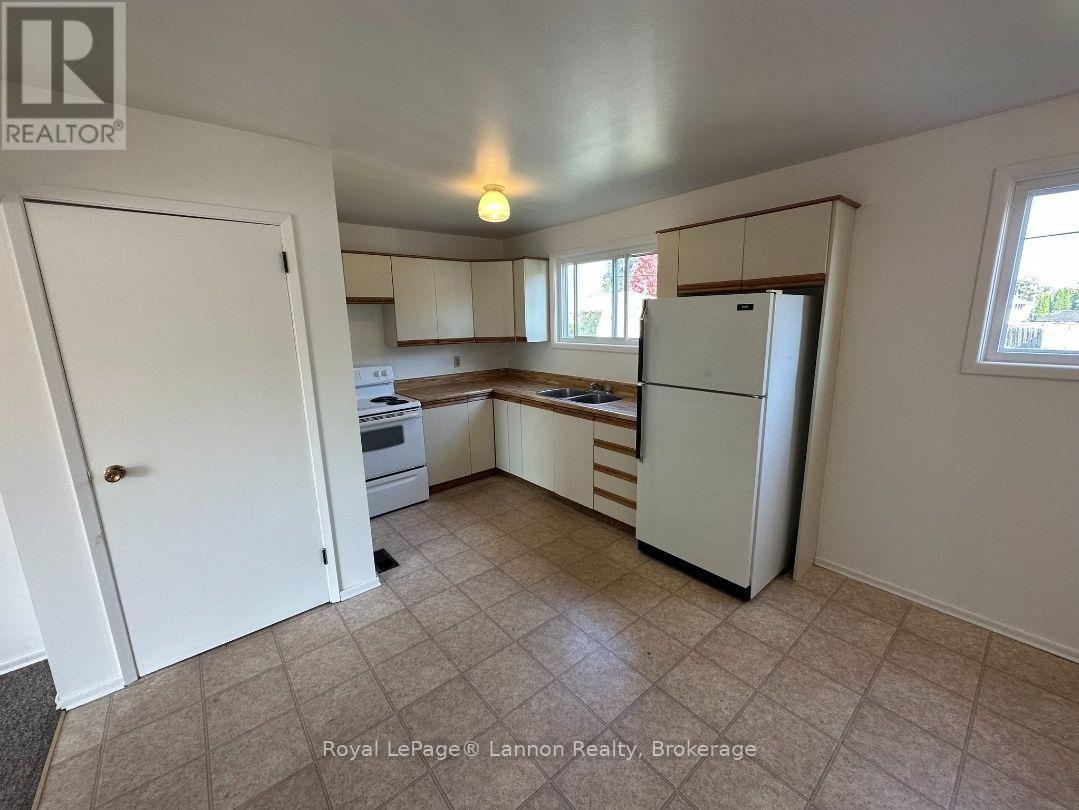 402 James Street N, Thunder Bay, Ontario  P7C 4T2 - Photo 5 - X13796178