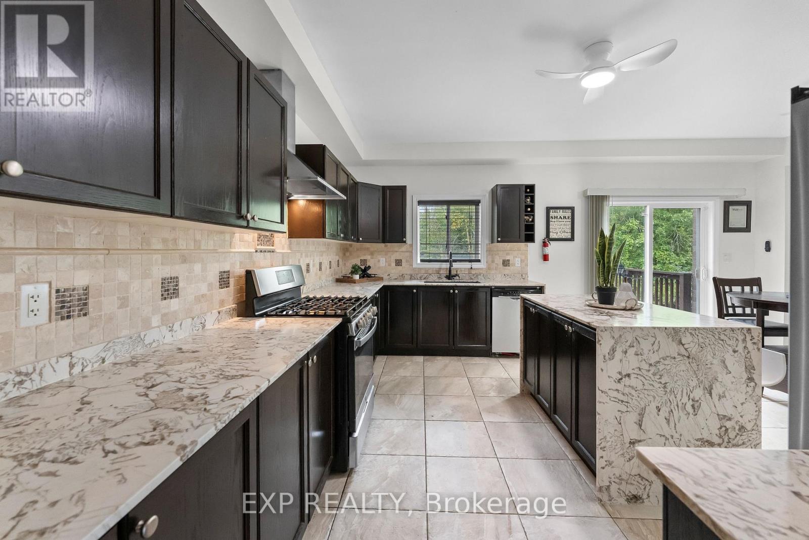 8876 Tristar Crescent, Niagara Falls, Ontario  L2G 0A4 - Photo 13 - X13796216