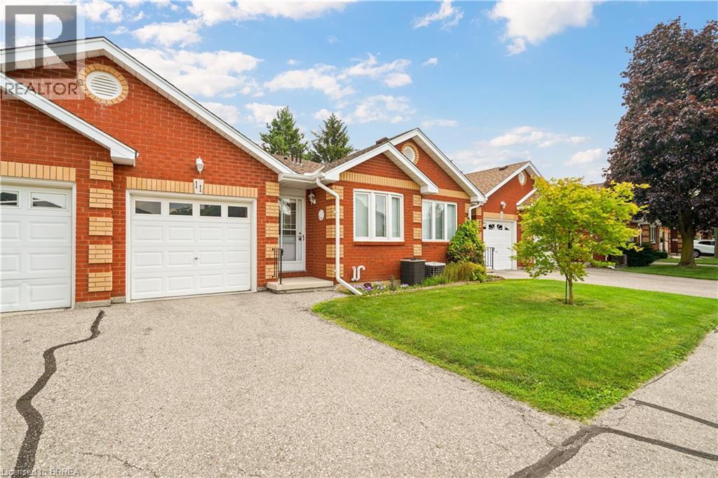 1 Buchanan Crescent Unit# 11, Brantford, Ontario  N3P 2B2 - Photo 2 - 40863560