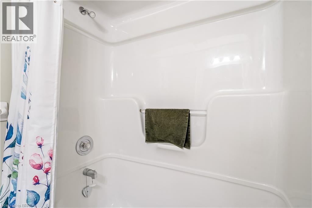 1 Buchanan Crescent Unit# 11, Brantford, Ontario  N3P 2B2 - Photo 23 - 40863560