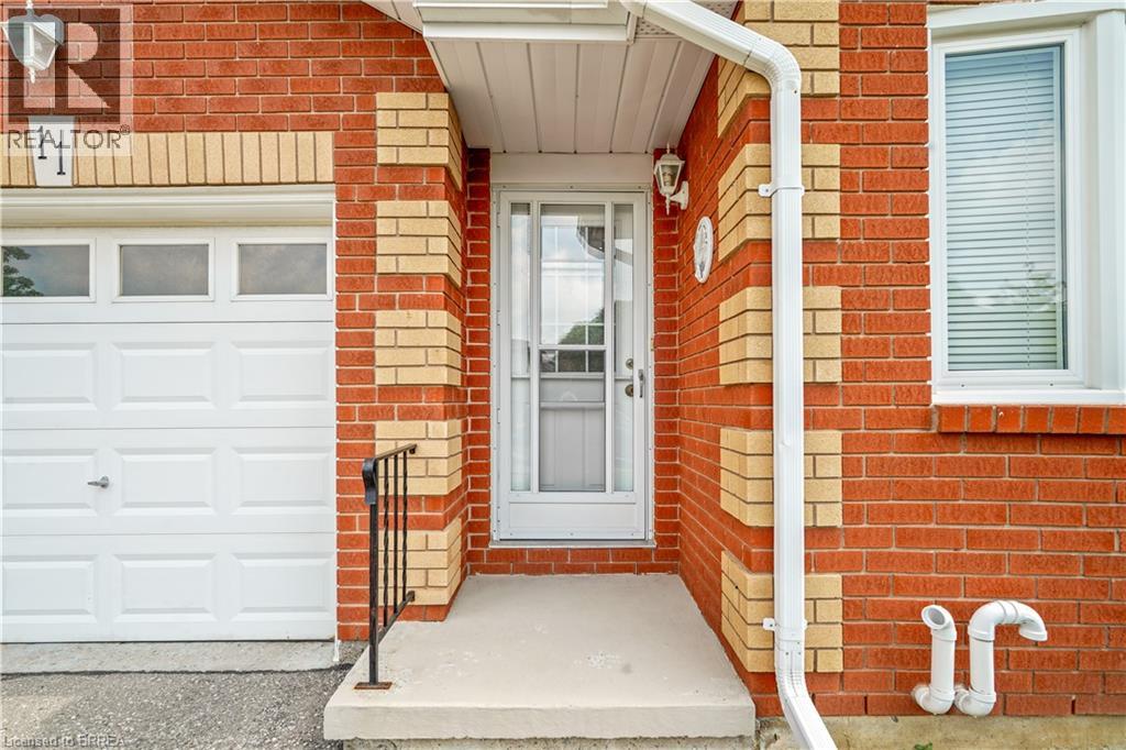 1 Buchanan Crescent Unit# 11, Brantford, Ontario  N3P 2B2 - Photo 4 - 40863560