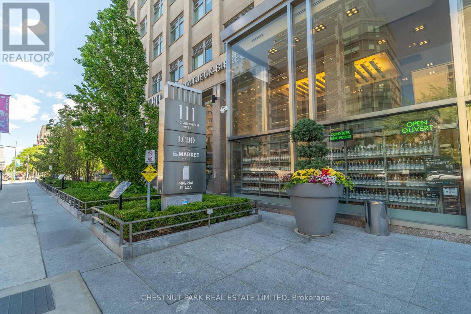 320 - 111 St Clair Avenue W, Toronto, Ontario  M4V 1N5 - Photo 40 - C13796132