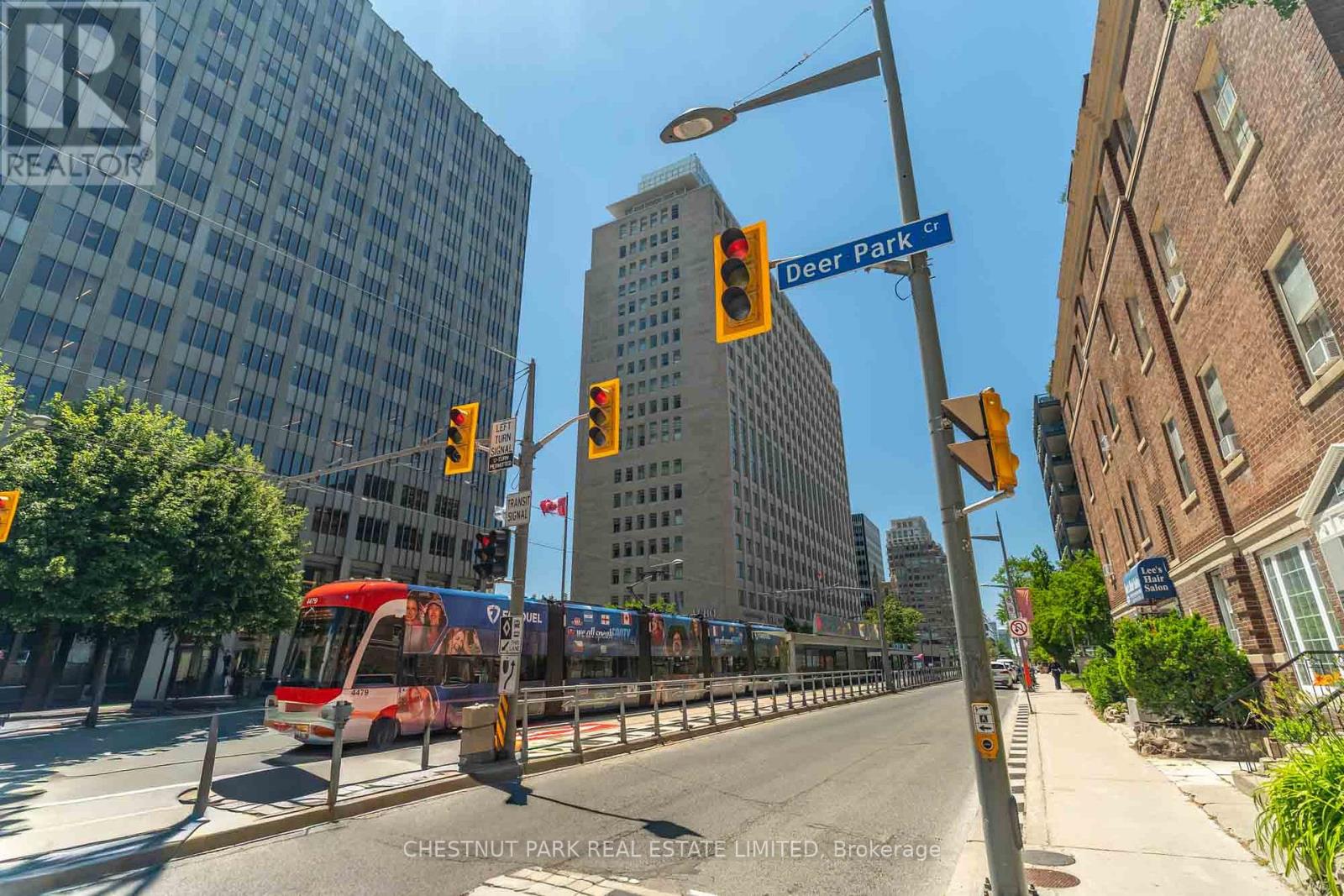 320 - 111 St Clair Avenue W, Toronto, Ontario  M4V 1N5 - Photo 41 - C13796132