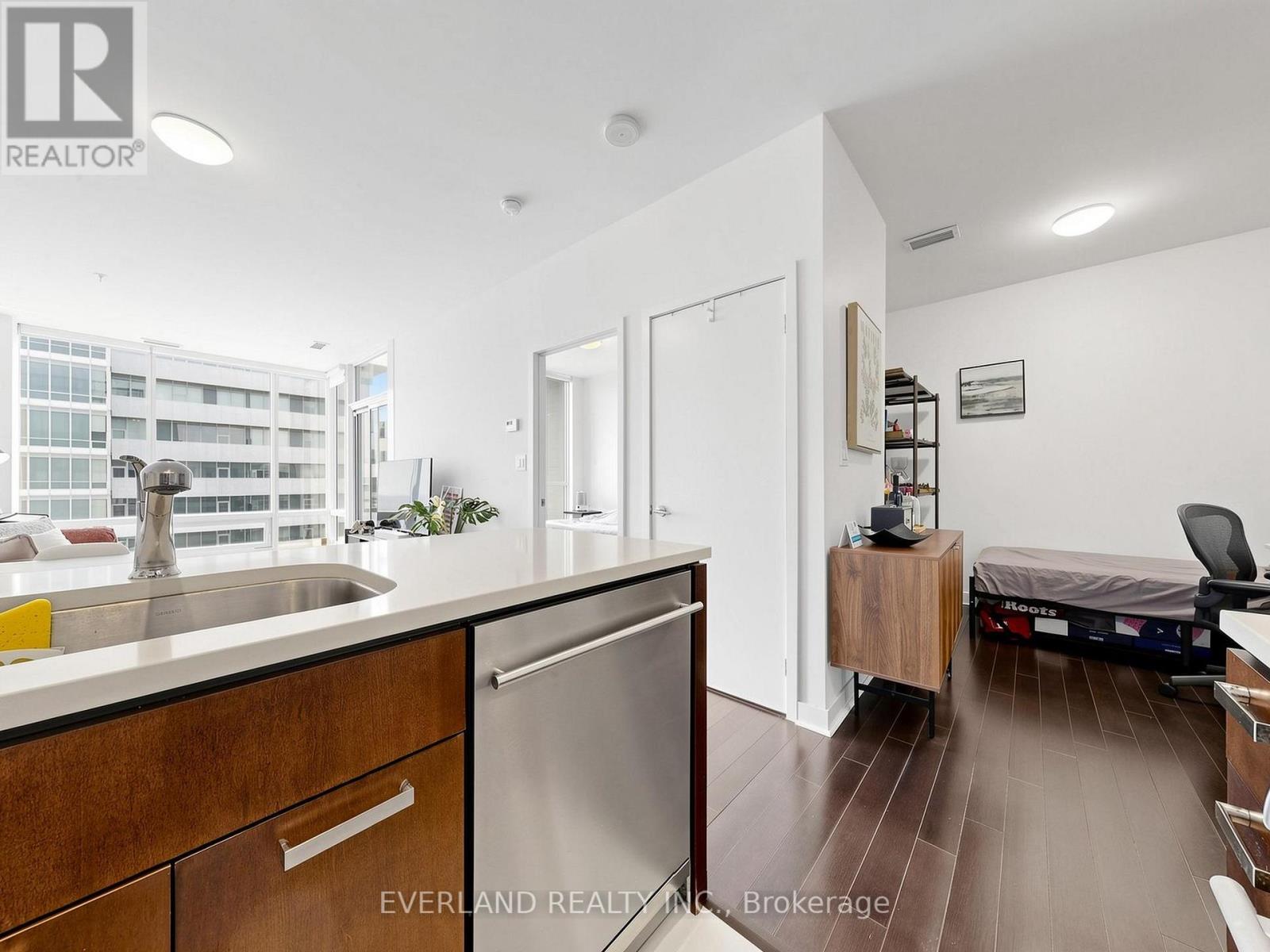 4508 - 295 Adelaide Street W, Toronto, Ontario  M5V 0L4 - Photo 14 - C13796158