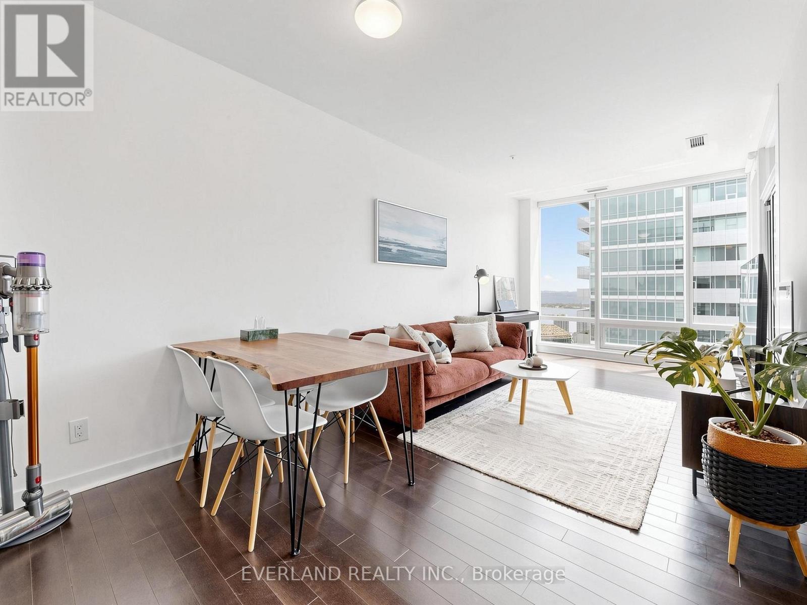 4508 - 295 Adelaide Street W, Toronto, Ontario  M5V 0L4 - Photo 2 - C13796158