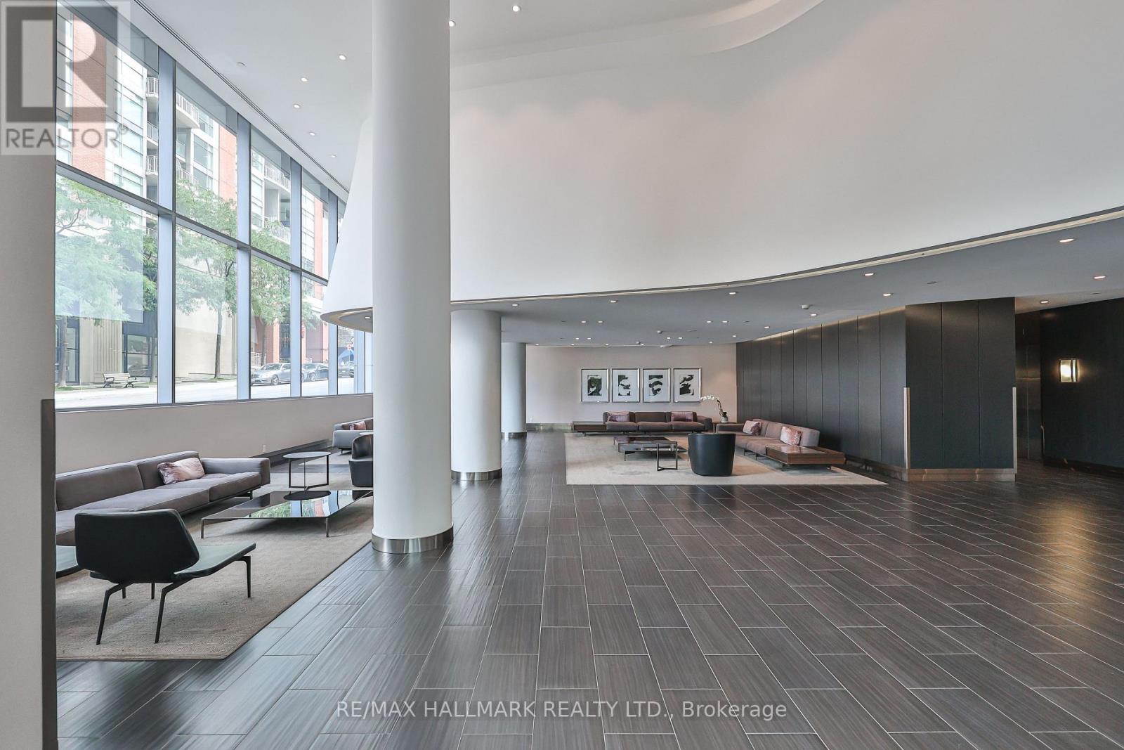 Th-103 - 1815 Yonge Street, Toronto, Ontario  M4T 2A4 - Photo 4 - C13796192