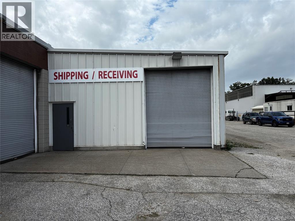461 Scott ROAD,Sarnia,Ontario,N7T8G3,Canada