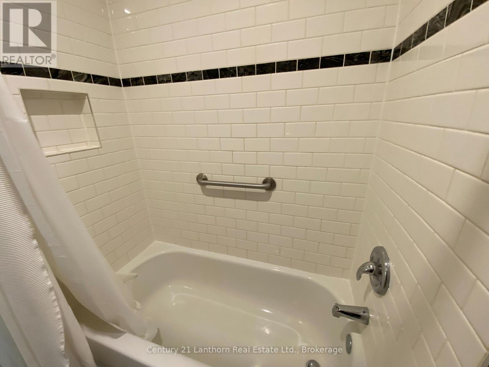 37a Picton Main Street, Prince Edward County, Ontario  K0K 2T0 - Photo 11 - X13793034