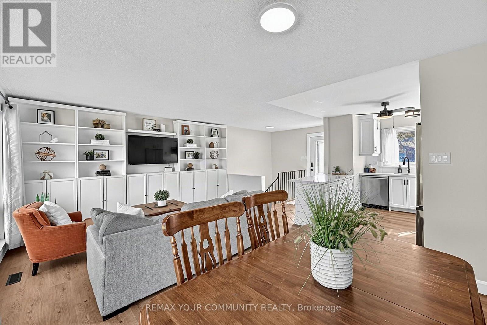 239 Sunset Crescent, Innisfil, Ontario  L9S 1J2 - Photo 9 - N13796078
