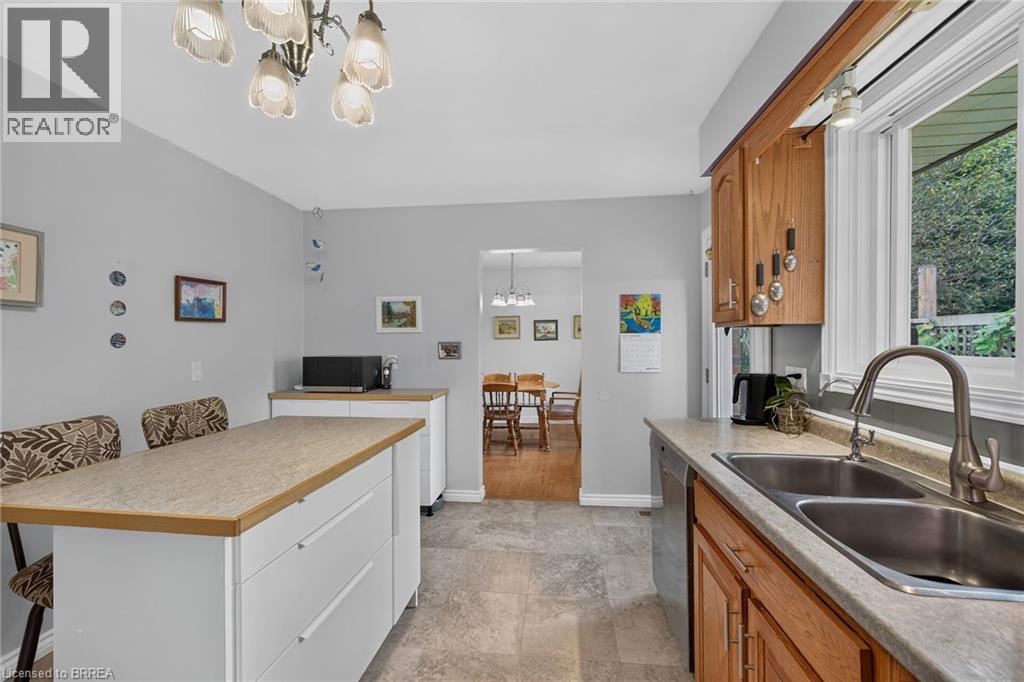 15 Canary Drive, Brantford, Ontario  N3R 6G2 - Photo 9 - 40856126