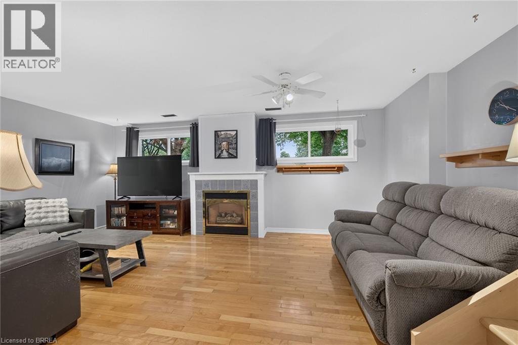 15 Canary Drive, Brantford, Ontario  N3R 6G2 - Photo 37 - 40856126