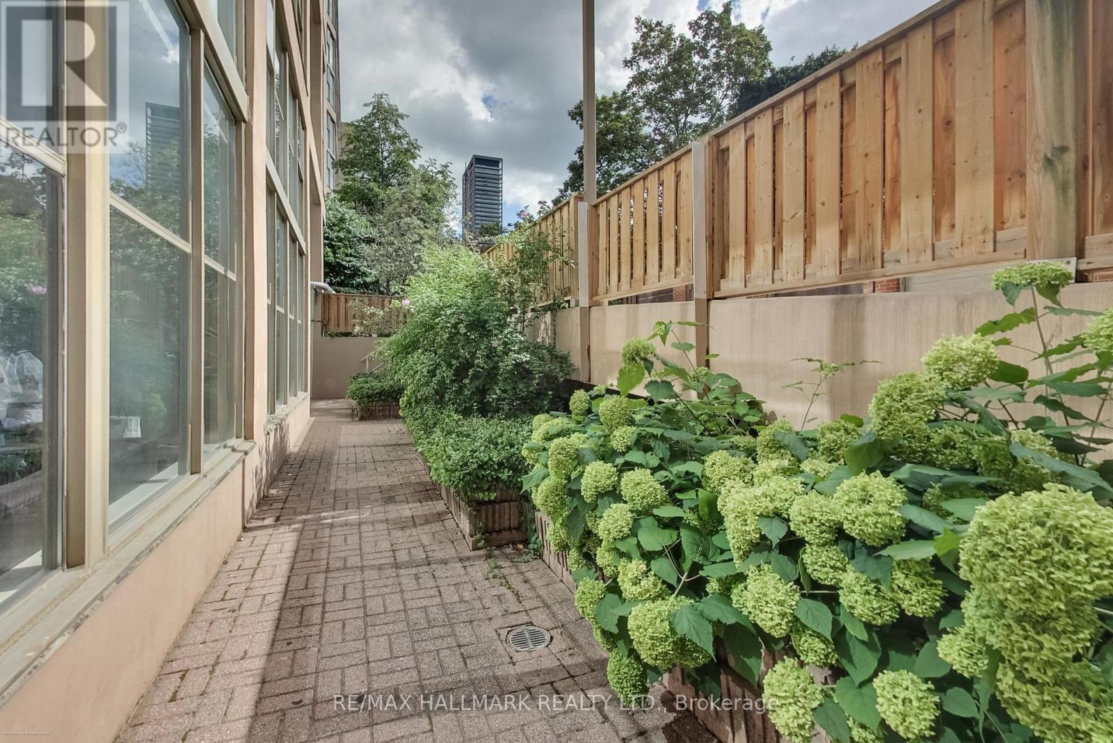 812 - 65 Scadding Avenue, Toronto, Ontario  M5A 4L1 - Photo 37 - C13795198